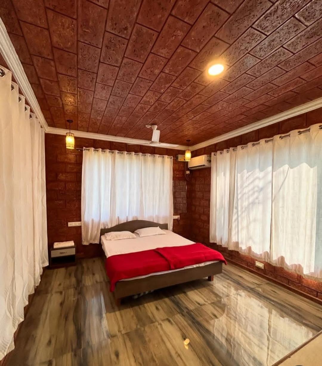 Redstone Farmhouse Kashid Luaran gambar